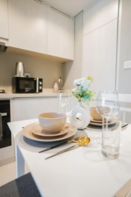 Luxury 1Br Apartment Close To Burj Khalifa Dubaj